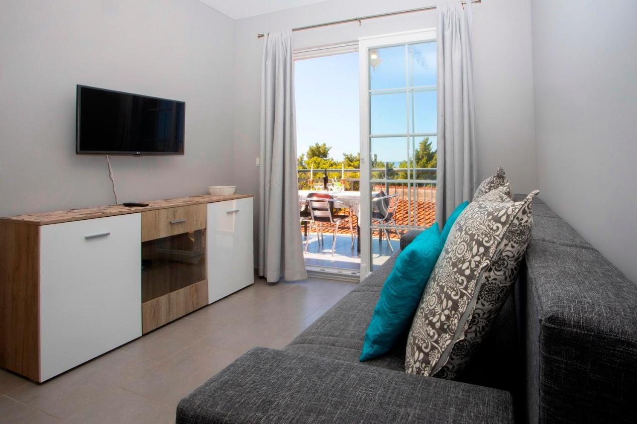 Villla Brigitte Tucepi Apartment Ngoại thất bức ảnh