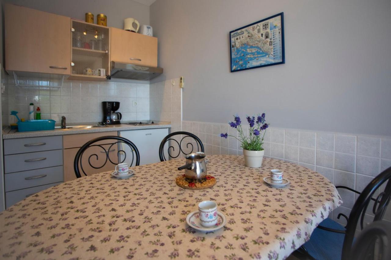 Villla Brigitte Tucepi Apartment Ngoại thất bức ảnh